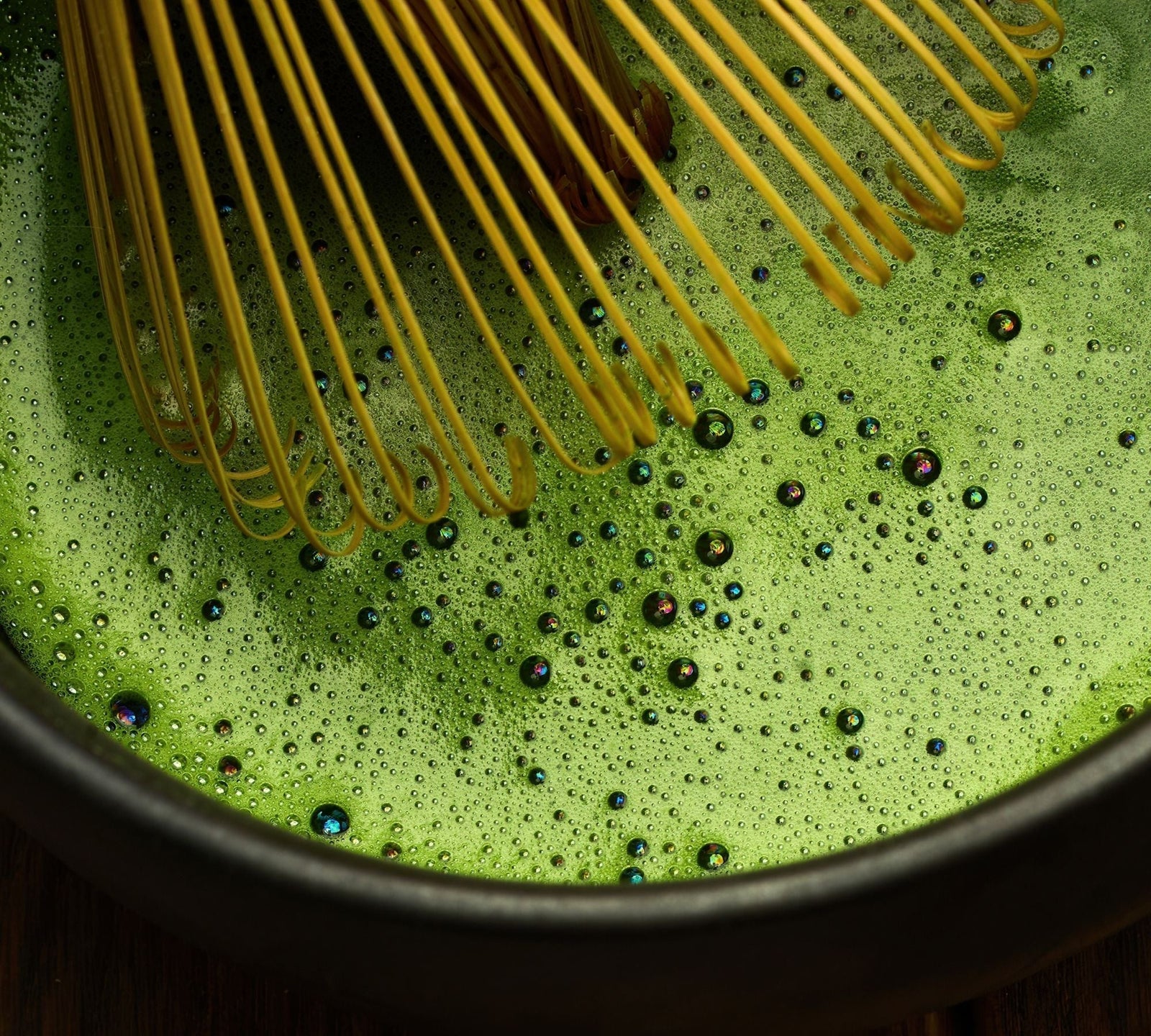 USUCHA UND KOICHA – ZWEI ARTEN DER MATCHA ZUBEREITUNG