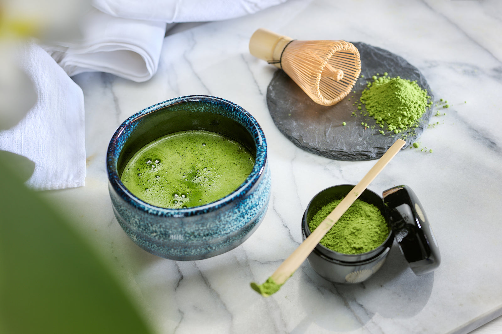DIE MATCHA ZUBEREITUNG