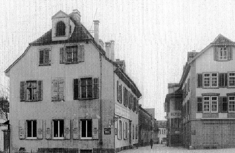 IN DER VIERTEN GENERATION