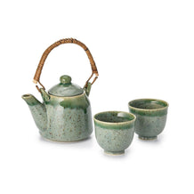 Japanisches Tee-Set „Yasuko“ – Teekanne mit 2 Teecups aus Porzellan
