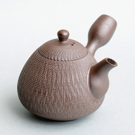 Nasugata Yokode Biri Kyusu